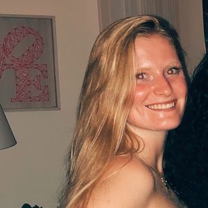 Meet your Posher, Annie